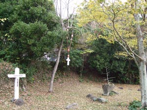 京泊教会跡