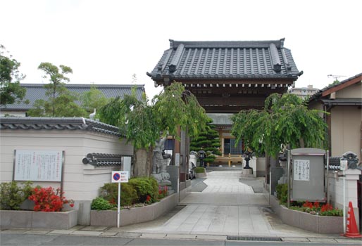 本圀寺の正門