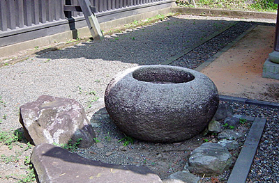 ガラシャの墓石